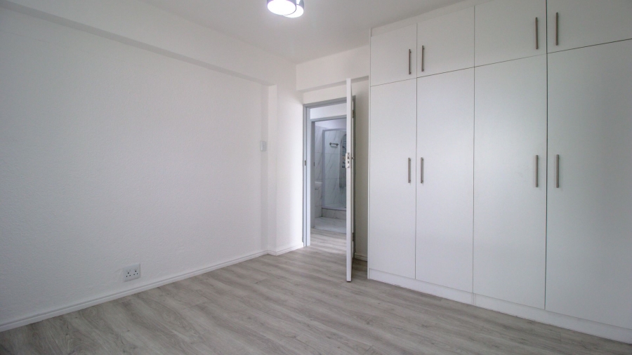 2 Bedroom Property for Sale in Woodstock Western Cape